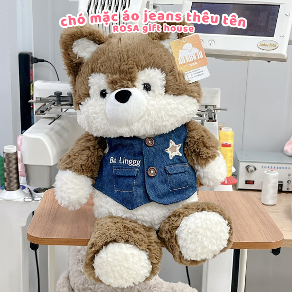 Gấu Bông 40cm Chú Mặc Áo Jeans Cao Cấp CÓ THÊU TÊN – Thú Nhồi Bông Dễ Thương, Quà Tặng Hot Trend