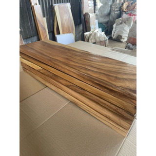 Gỗ me tây: 30 x 160 x 3.4cm (Sơn 1 mặt)