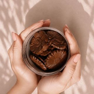 Belcholat Daily Cacao Set – Bột Cacao Nguyên Chất 135g + Socola True Melt Intense 150g Đậm Vị Ít Ngọt