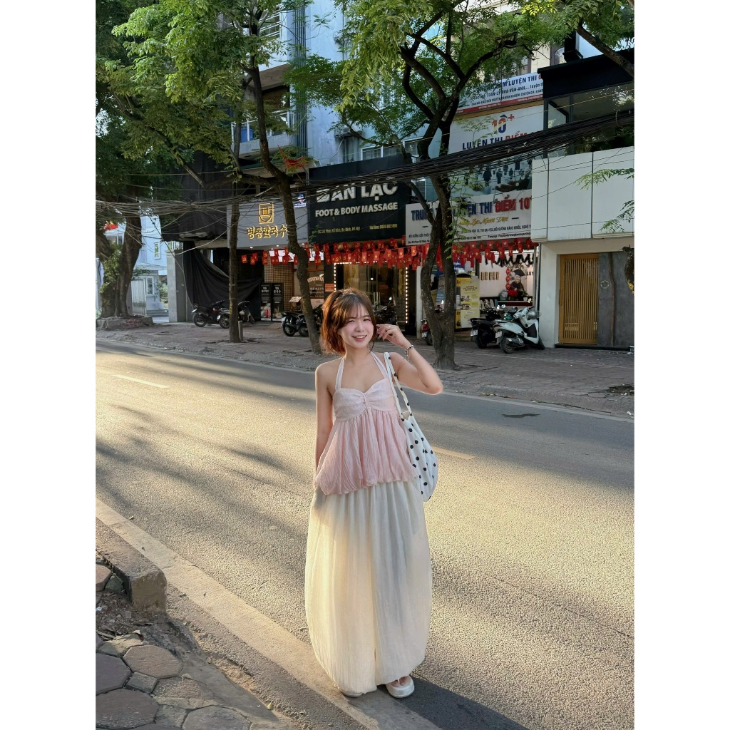 Bella Top (TSW) Áo voan cổ yếm nhún ngực xoè bồng Nữ the.sweaterweather