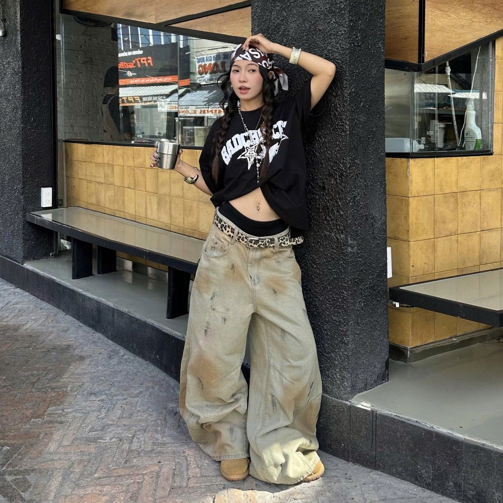Bad Choices | Áo thun Star Graphic Tee in chữ form Boxy