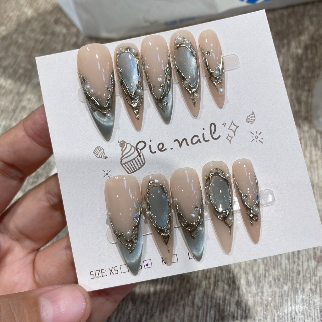 499. nailbox mắt mèo xanh nhạt, tráng gương
