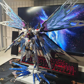 Mô Hình Gundam HG Strike Freedom – Red Astray – Unicorn – Đồ Chơi Lắp Ráp – Quà Tặng Ngày 1/6 Cho Bé