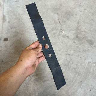 Lưỡi Phát Cỏ Ryobi Chính Hãng – Dành Cho Xe Cắt Cỏ Tự Hành (35-40-45-50cm) Nhiều Phân Loại