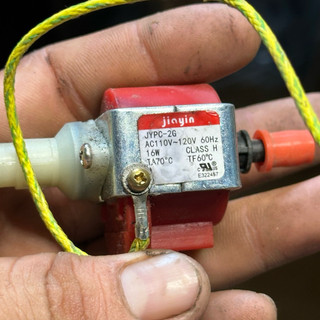 Bơm Nước Mini 110–120V – Bơm Điện Từ / Bơm Nước - Hàng Tháo Máy Máy Lau Nhà