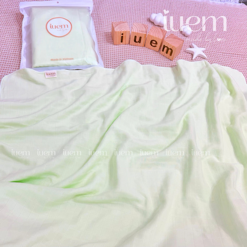 Khăn Tắm Sợi Tre Lụa 4 Lớp IUEM  – Mềm Mịn, Thấm Hút Nhanh Cho Bé Sơ Sinh - Cocoro Baby