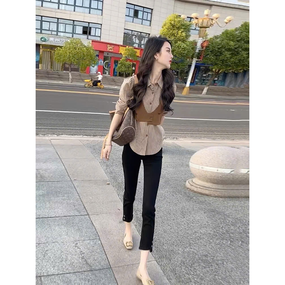 [Élan Sweet] Áo Sơ Mi Kẻ Dài Tay Phối Gile Croptop, Áo Nữ Phối Layer Phong Cách Hàn Quốc Thanh Lịch Công Sở Đi Chơi