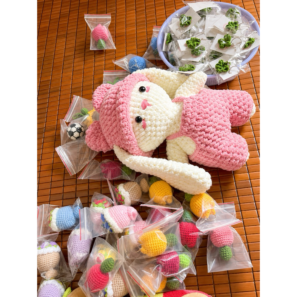 Móc khóa hoa tulip len handmade đồ thủ công