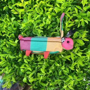 Hộp bút thổ cẩm hình Con Thỏ dáng dài có quai xách handmade