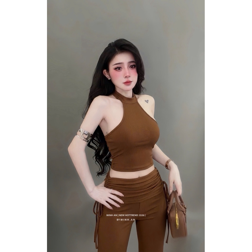 Set áo body cổ yếm mix quần ống loe siu tôn dáng
