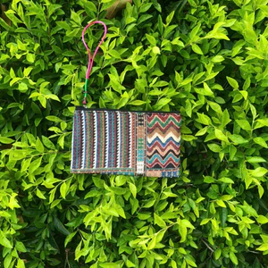 Ví cầm tay thổ cẩm dáng chữ nhật phối chuông lớn handmade