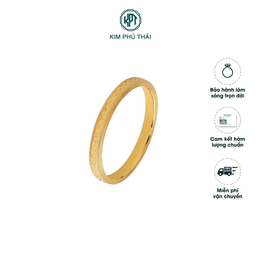 Solid Gold Ring by Kim Phú Thái