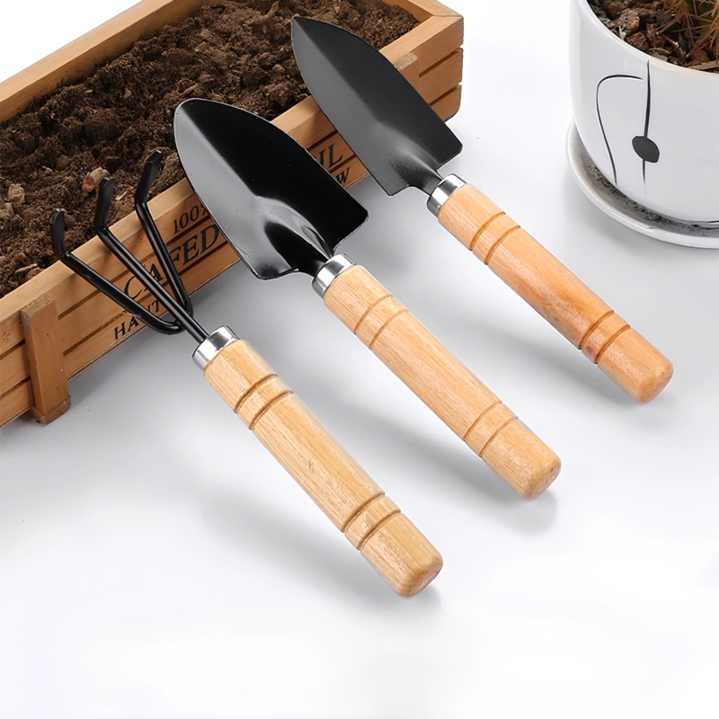 Bộ 3 món xẻng, cào, xới đất cán gỗ – Dụng cụ làm vườn mini cho gia đình, trồng rau, trồng hoa tại nhà, tay cầm chắc chắn