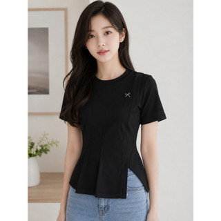 Áo Thun Nữ 𝐂𝐂𝐇𝐀𝐓 Dáng Ôm Yena Slim Xẻ Vạt Chéo Chất Liệu Mềm Mại Cao Cấp 16TNC2041OT