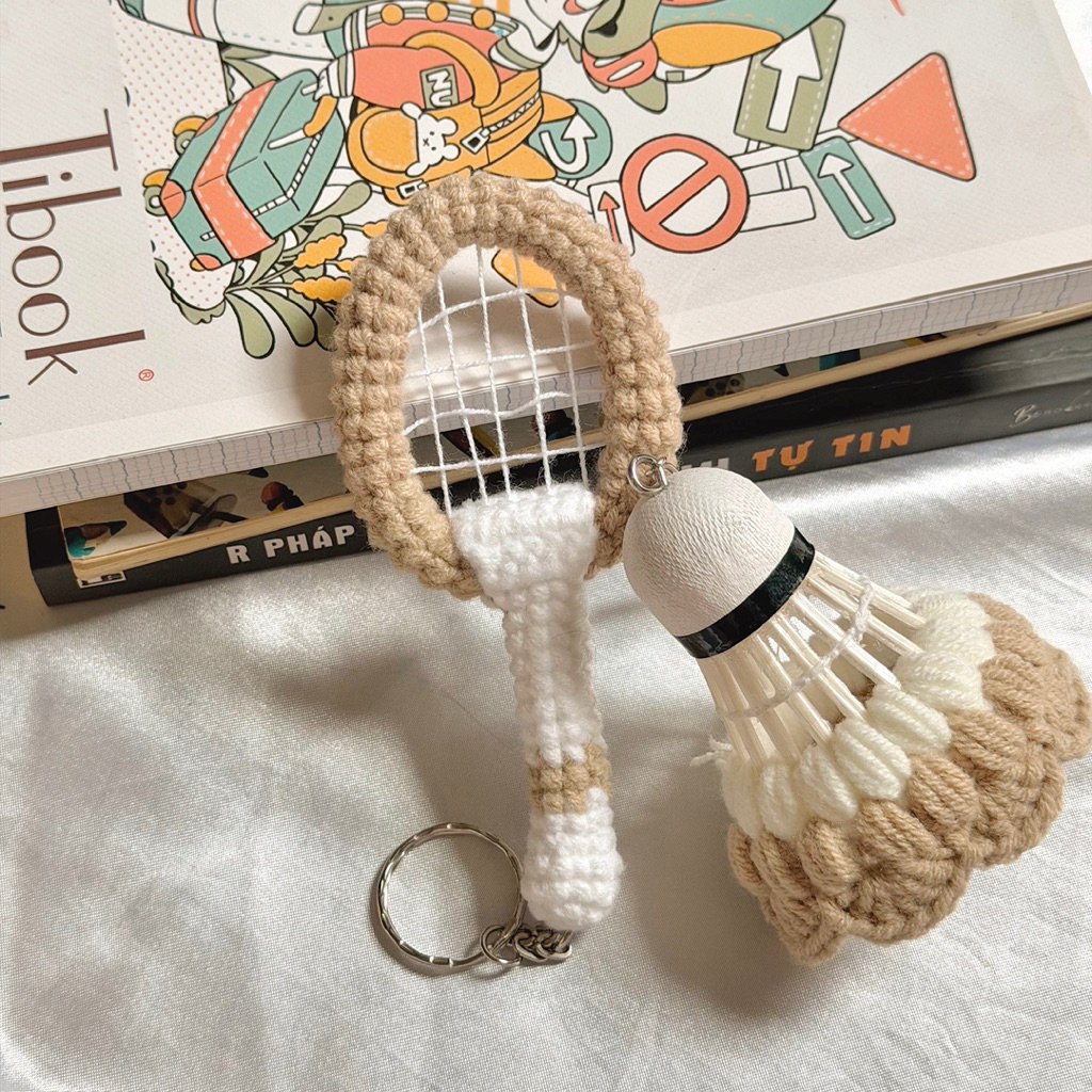 Móc Khoá Len Thể Thao Cầu Lông Badminton Quả Cầu Lông và Vợt Dễ Thương Handmade