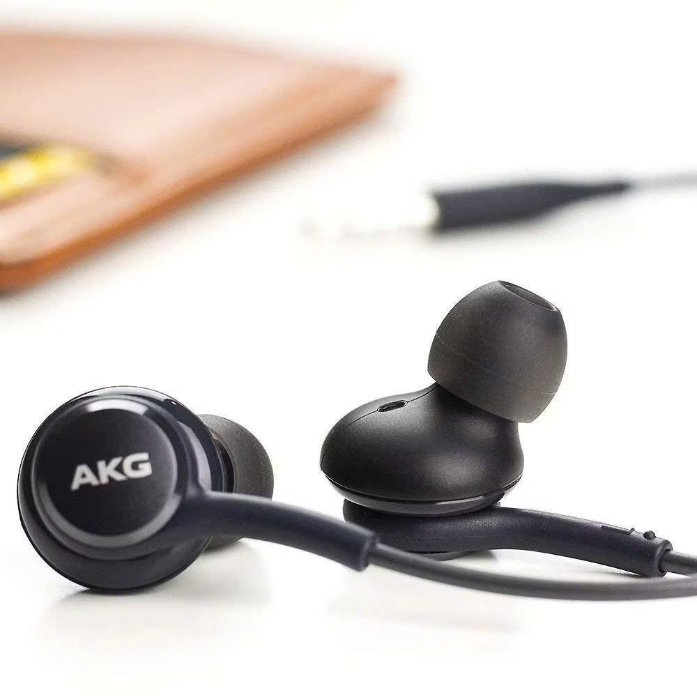 Tai Nghe AKG Type C In-Ear Âm Bass Mạnh Mic Rõ Hỗ Trợ DAC Kỹ Thuật Số Cho Điện Thoại iPad USB-C