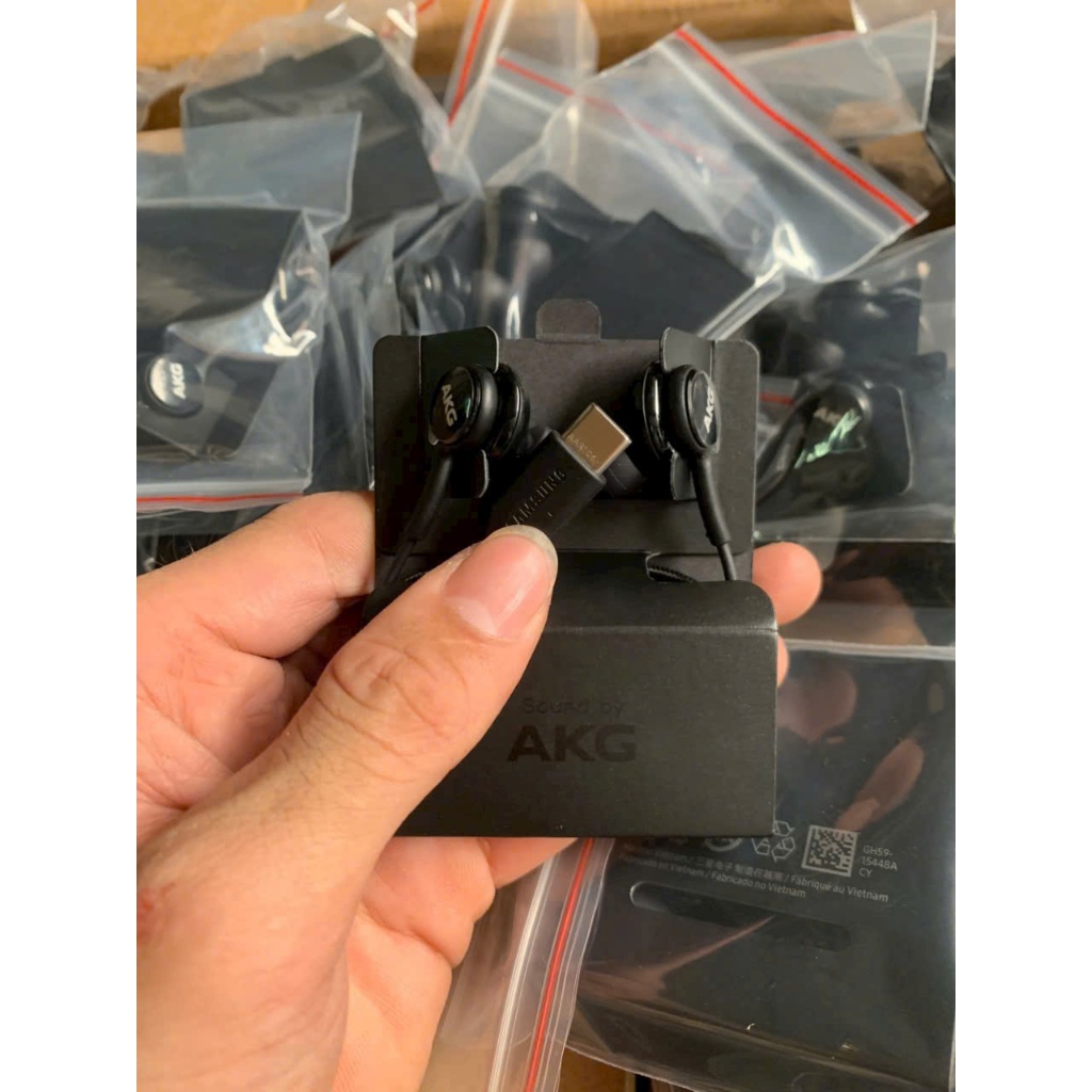 Tai Nghe AKG Type C In-Ear Âm Bass Mạnh Mic Rõ Hỗ Trợ DAC Kỹ Thuật Số Cho Điện Thoại iPad USB-C