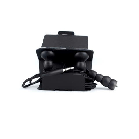 Tai Nghe AKG 3.5mm In-Ear Dây Bọc Dù Chống Rối Mic Rõ Âm Thanh Bass Mạnh Cho Laptop Điện Thoại