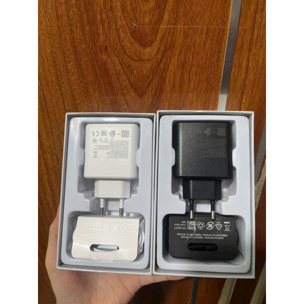Củ Sạc 45W PD Fast Charging USB-C Kèm Cáp Type C Sạc Nhanh Ổn Định Cho Điện Thoại Và Tablet