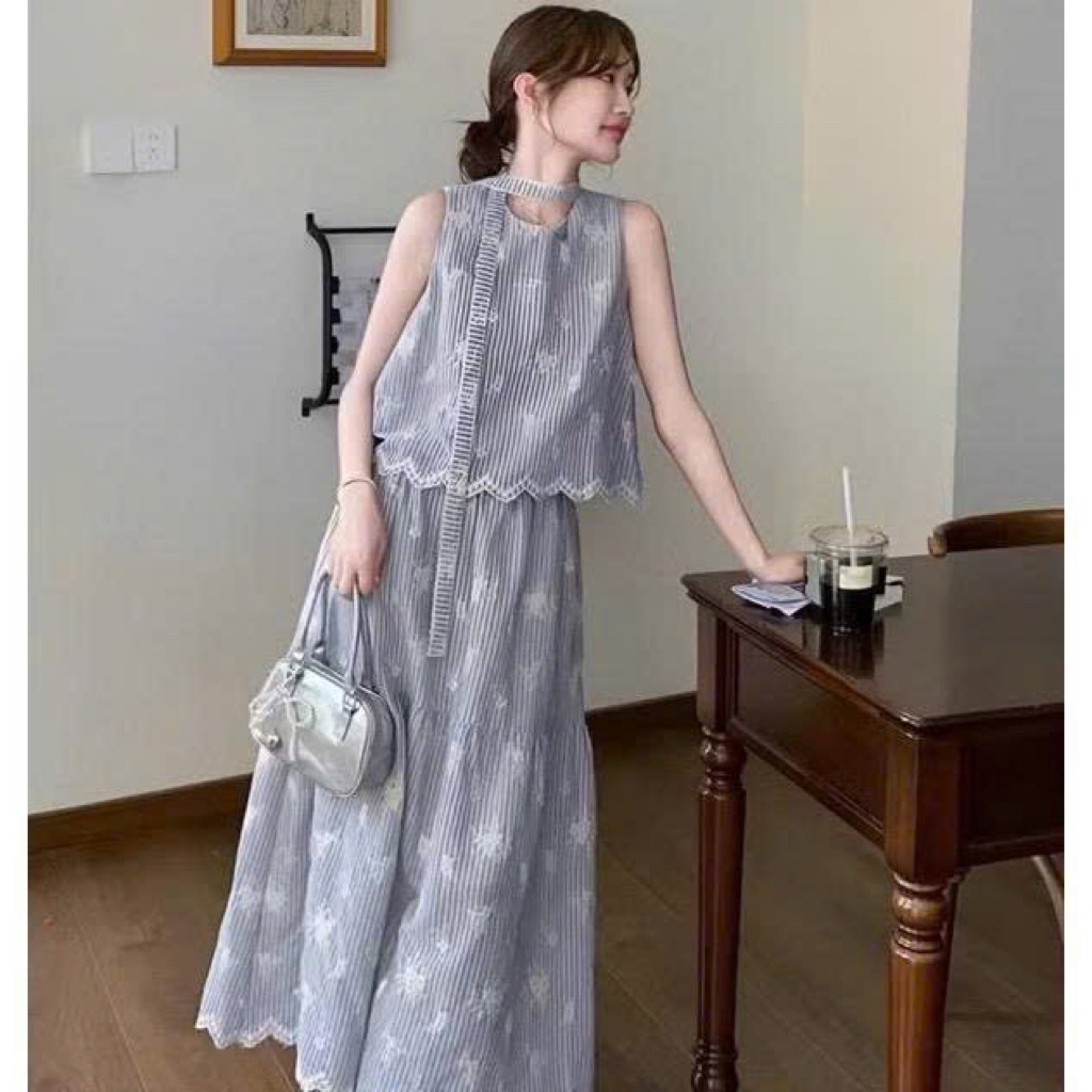 L5555- Sét bộ nữ áo sát nách in hoa dập nổi kèm chân váy có bó chun ( tặng kèm dây kiểu) 38-56kg.
