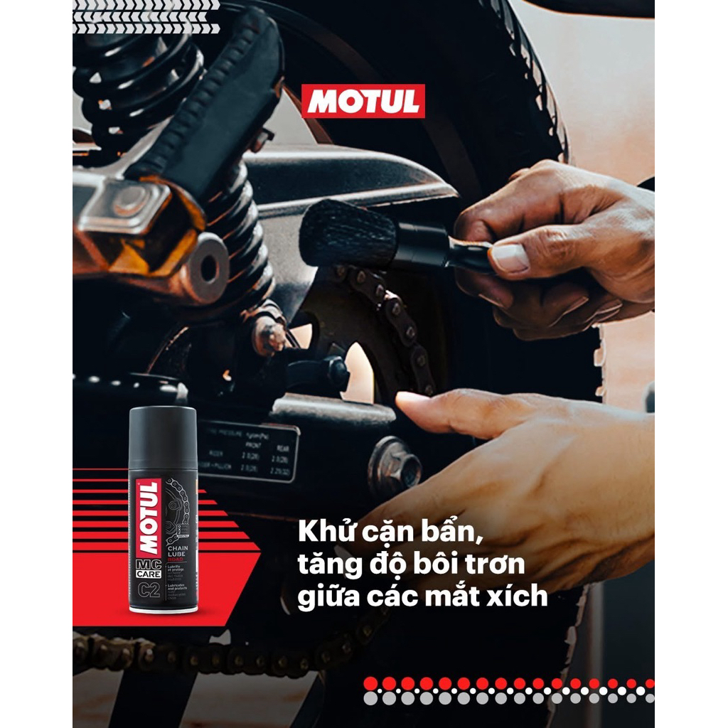 Motul Xịt Sên Xích C2 Chain Lube Road 0.15L - Dầu Bôi Trơn Sên Xích Cho Xe Máy Hiệu Quả