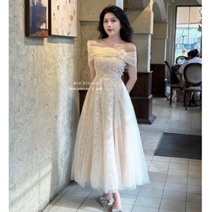 Váy tiểu thư dáng dài phối voan lưới bồng xoè kèm hoa cài cao cấp , Đầm thiết kế trễ vai dáng dài mặc đi cưới đi tiệc