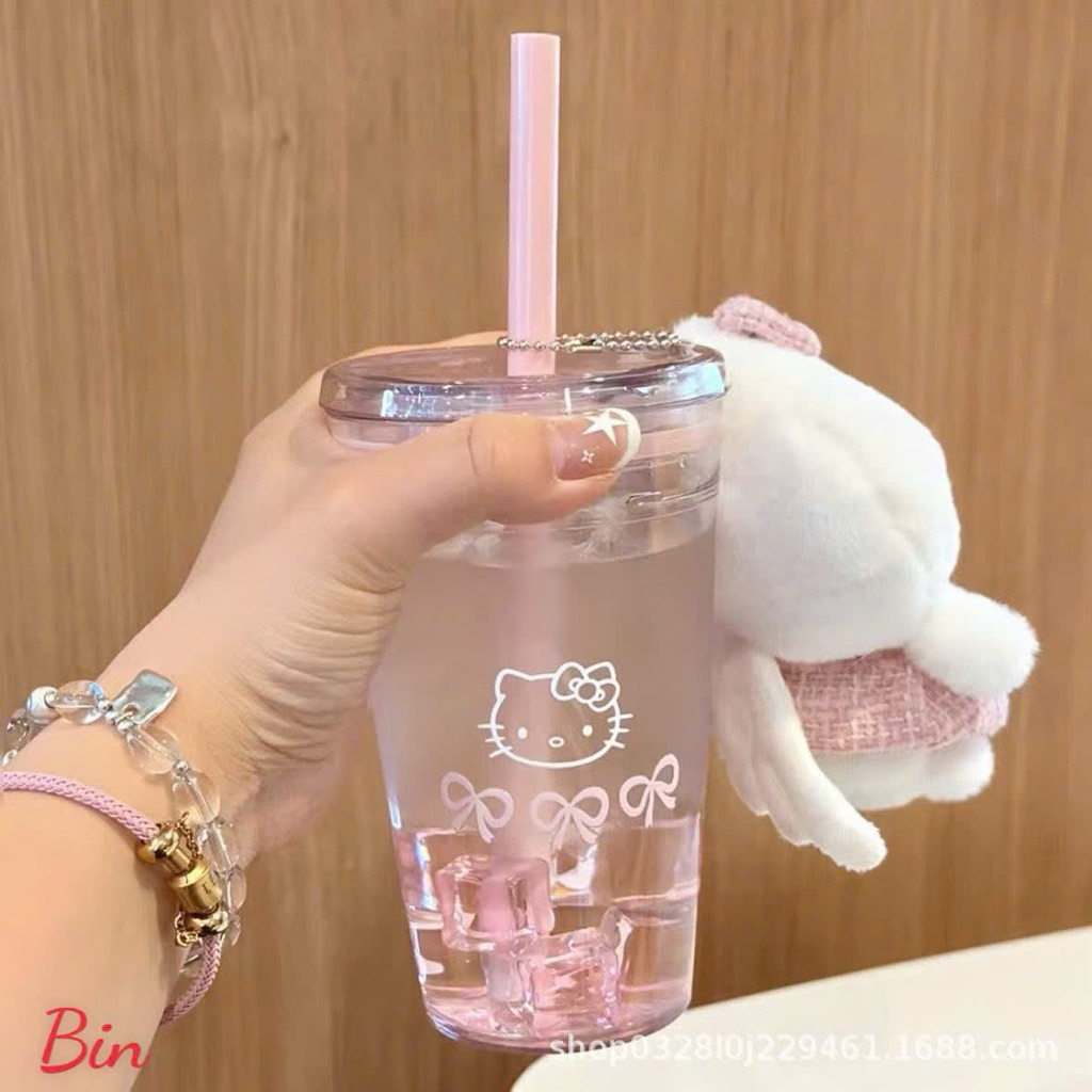 Cốc hello kitty siêu xinh dung tích 650ml kèm ống hút tiện lợi