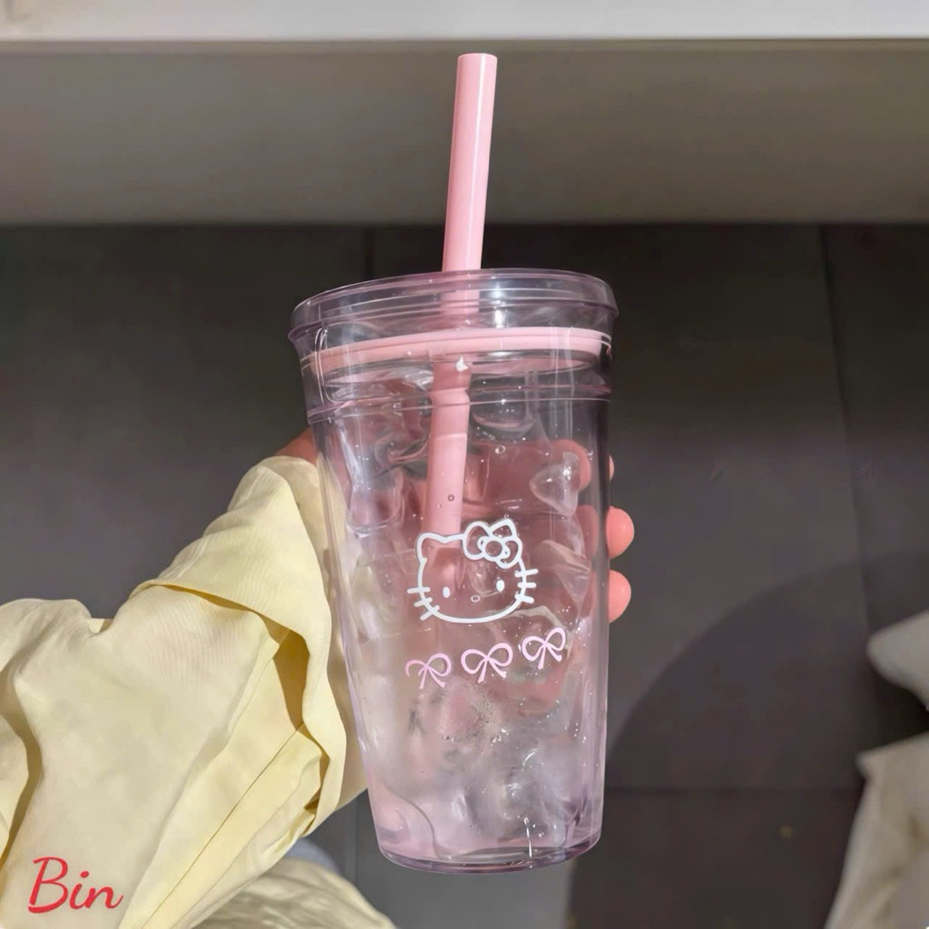 Cốc hello kitty siêu xinh dung tích 650ml kèm ống hút tiện lợi
