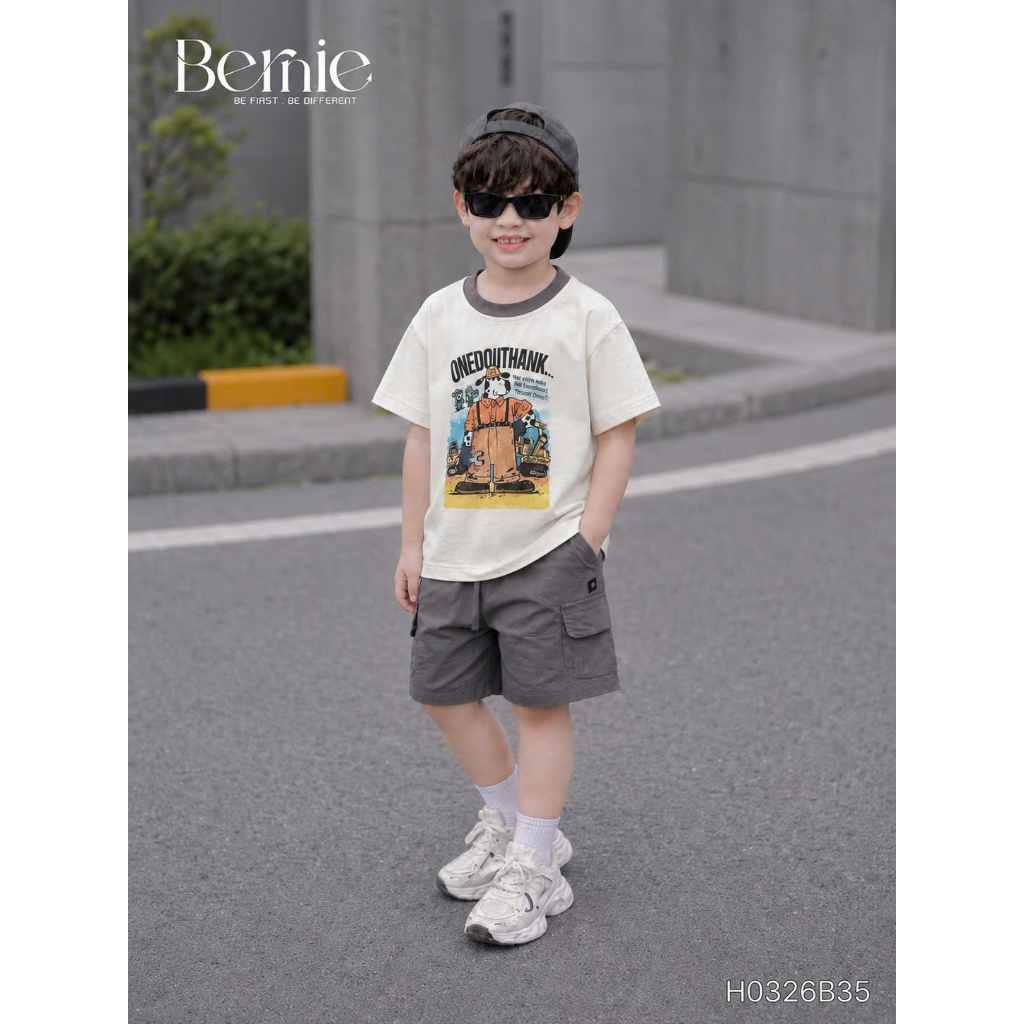 (Hãng Bernie)Bộ quần áo cộc tay  họa tiết cún ONEDOUTHANK màu be  ,.chất áo cotton co giãn phối quần kaki thô  mềm mại