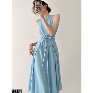 Đầm midi cổ yếm vạt eo vải trượt hàn dáng dài sanh chảnh A2325
