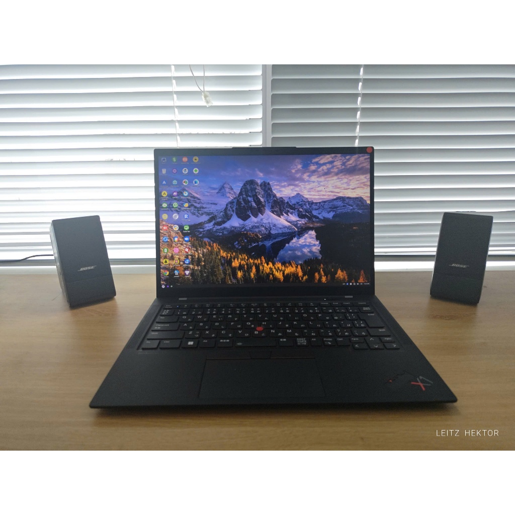 Laptop 2 in1 Thinkpad X1 Carbon gen 10 | Core™ i5-1235U | DDR5 8GB 