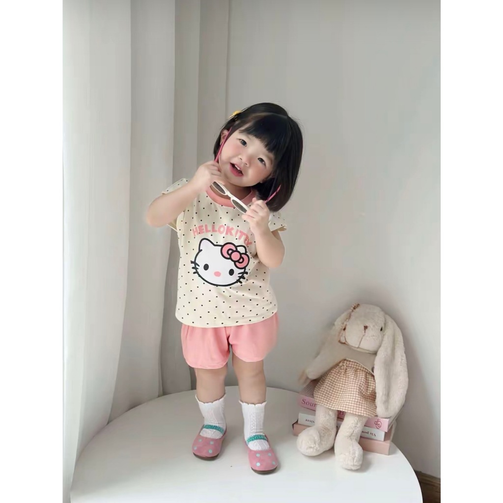 Set bộ cộc tay Hello Kitty chấm bi E. C cho bé Sz 10-35kg su 4 chiều họa tiết chấm bi siêu đáng yêu form mặc mát