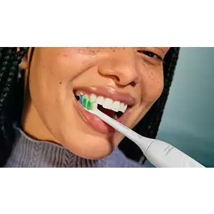 Bàn chải điện Philips Sonicare HX3901/01 làm sạch sâu răng miệng, loại bỏ mảng bám hiệu quả