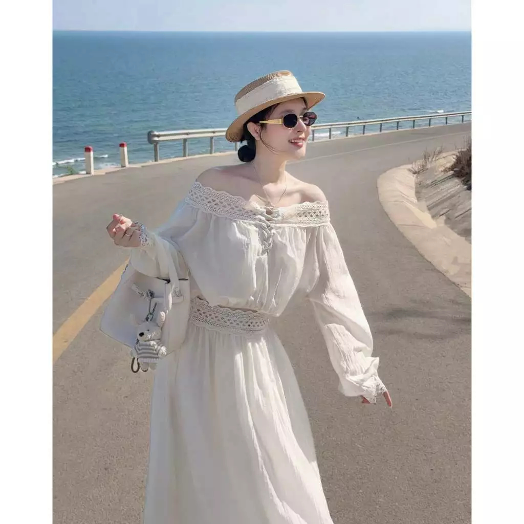 Set đồ nữ maxi hai mảnh áo lửng trễ vai phối ren bo chun tay dài kết hợp chân váy dài mặc đi du lịch hè HCOM27256