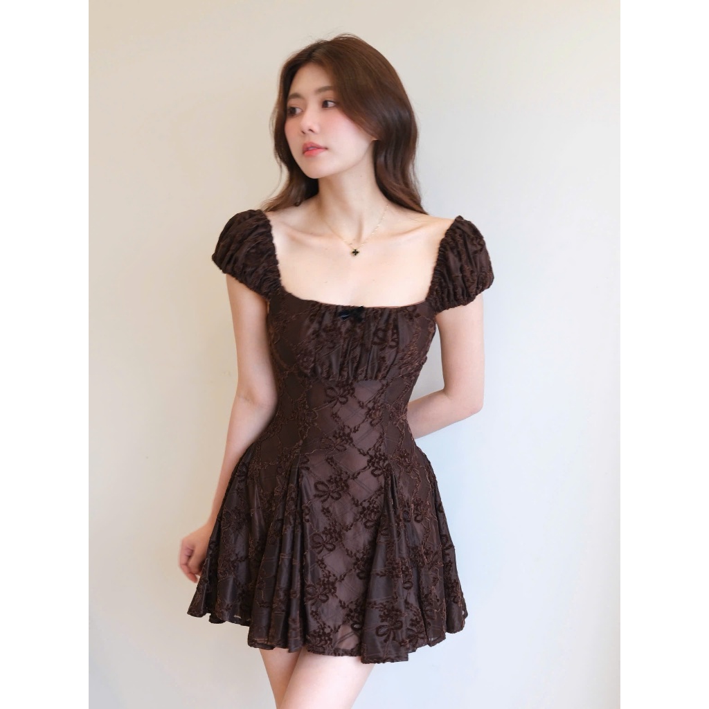 ROBIN DRESS -  Váy ren thun tùng xoè thêu hoa