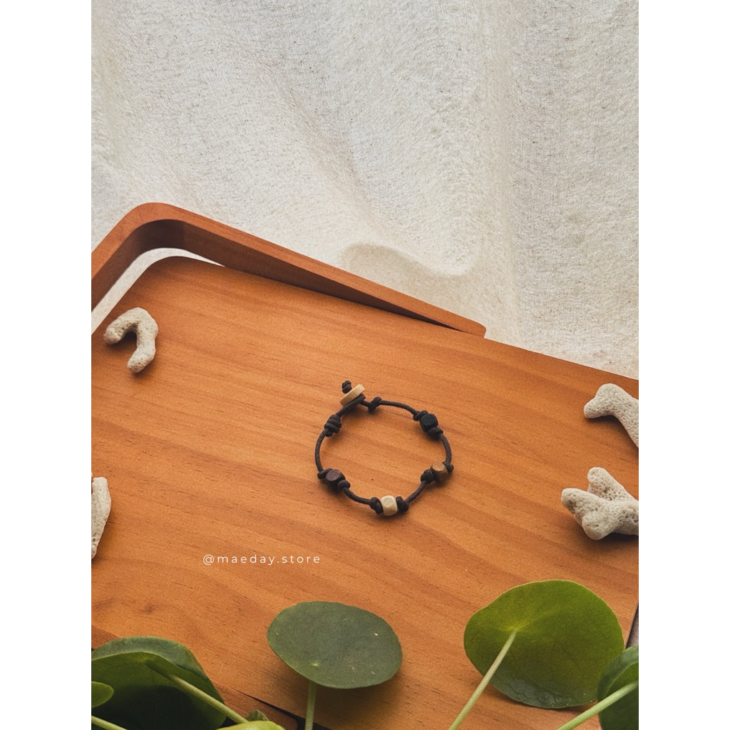 Set vòng Maika - Vòng tay, vòng cổ / dây chuyền đan hạt gỗ thủ công vintage
