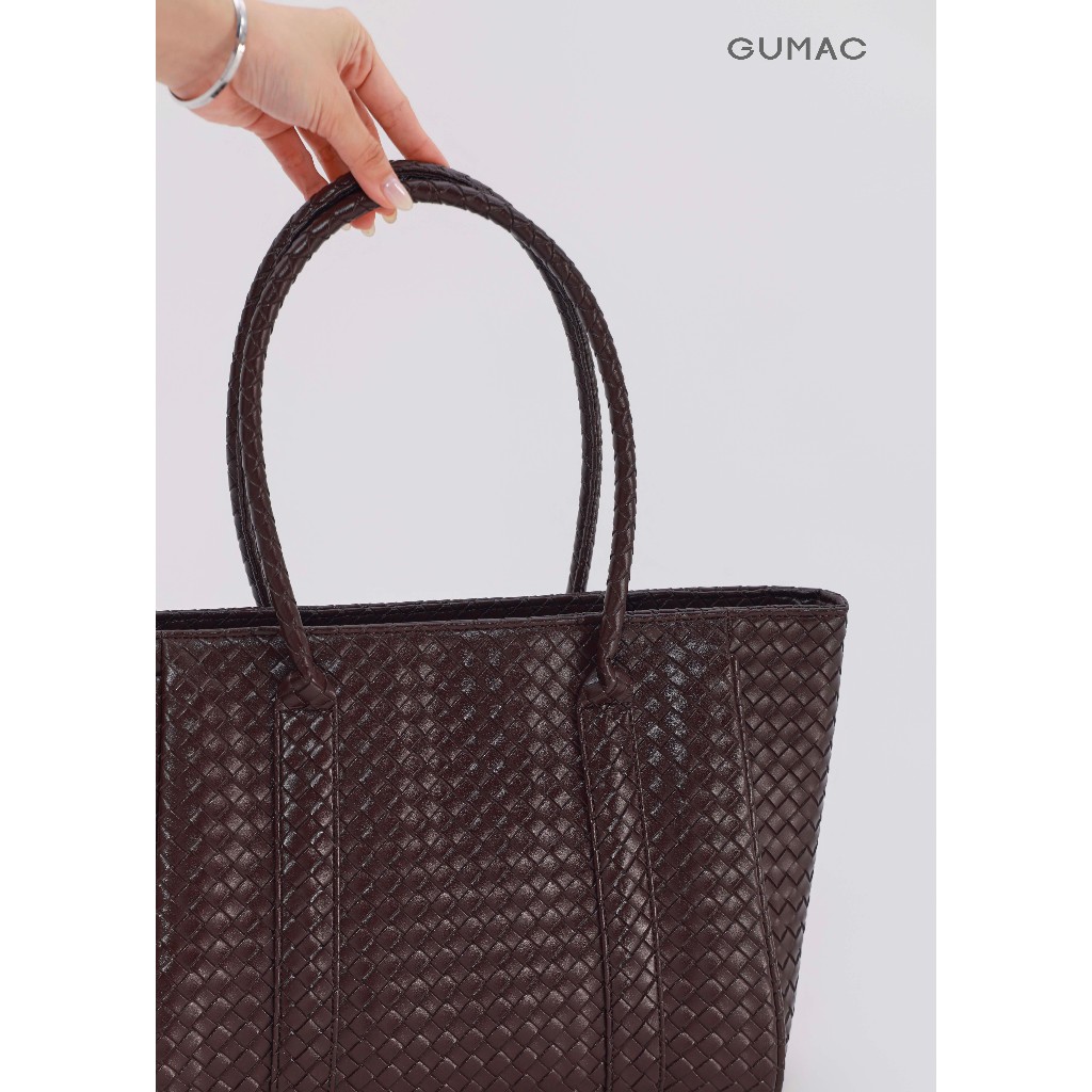 Túi xách nữ dáng ngang GUMAC form đứng chất liệu da giả mịn lì quai mềm thoải mái TXG05033