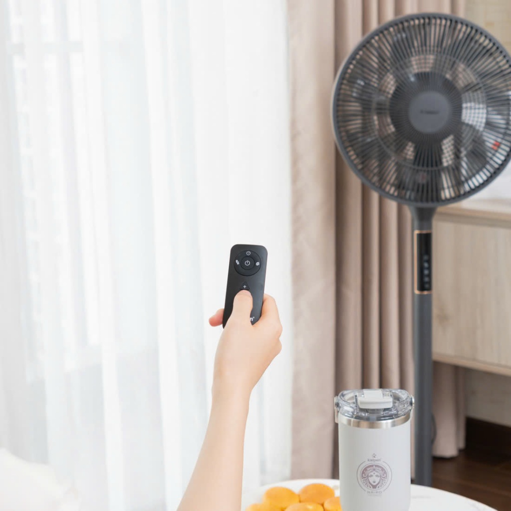 K71_ Quạt tuần hoàn không khí 360 độ Kalpen F12 (7 cánh)