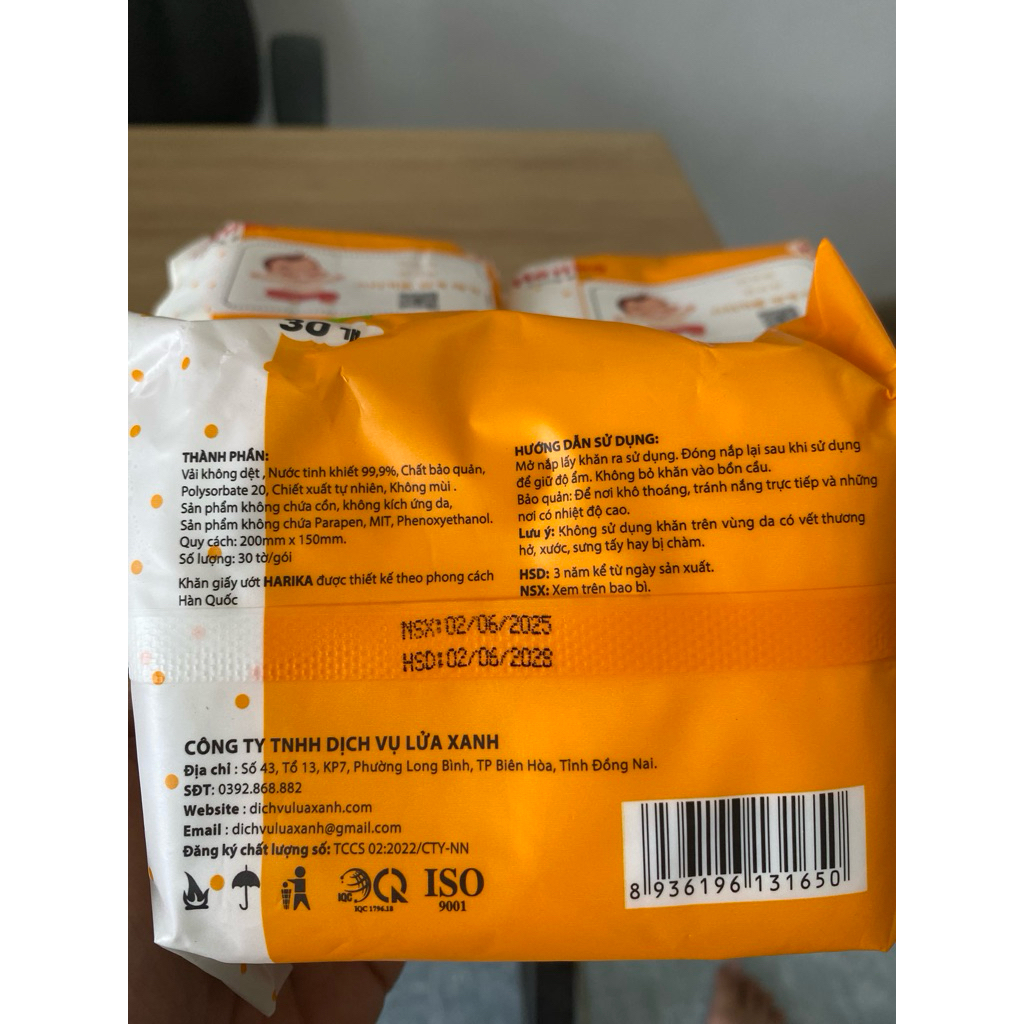 Khăn Ướt Không Mùi 30 Miếng Gói Nhỏ Tiện Lợi - Không Paraben, MIT, Phenoxyethanol - Vải Không Dệt Mềm Mại