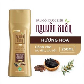 Dầu gội dược liệu Nguyên Xuân từ bưởi và bồ kết, giúp giảm rụng tóc, hết gàu và giảm ngứa