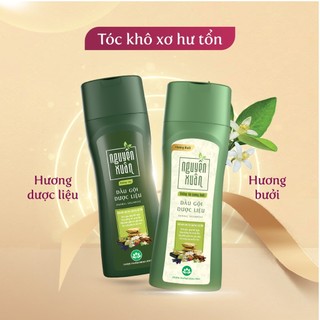 Dầu gội dược liệu Nguyên Xuân từ bưởi và bồ kết, giúp giảm rụng tóc, hết gàu và giảm ngứa