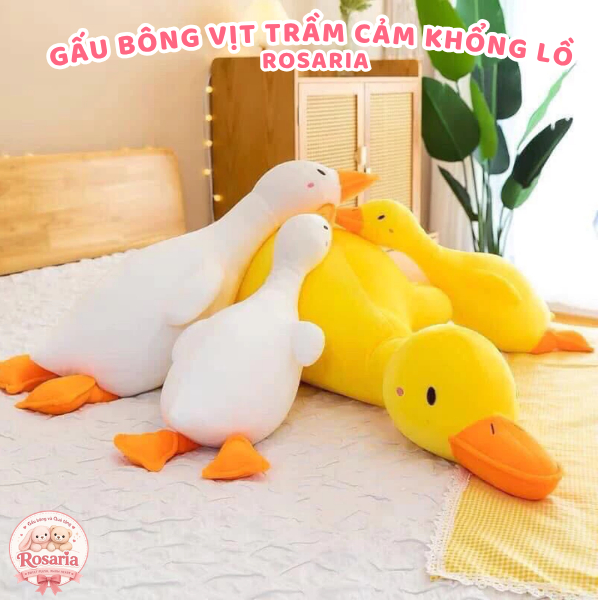 Gấu Bông Vịt Trầm Cảm Khổng Lồ – Vịt Bông Nằm Mềm Mịn Màu Trắng Vàng Gối Ôm Quà Tặng Siêu Cute