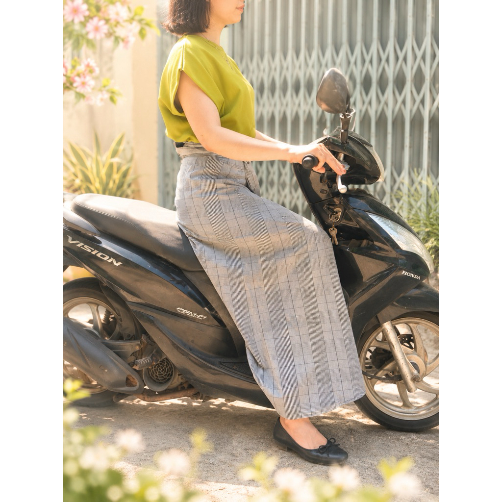 Váy Chống Nắng Xoè Dán Dài 103cm, Che Kín Chân, Vải Mát Nhẹ, Chống Nắng Đi Xe Máy Cho Nữ