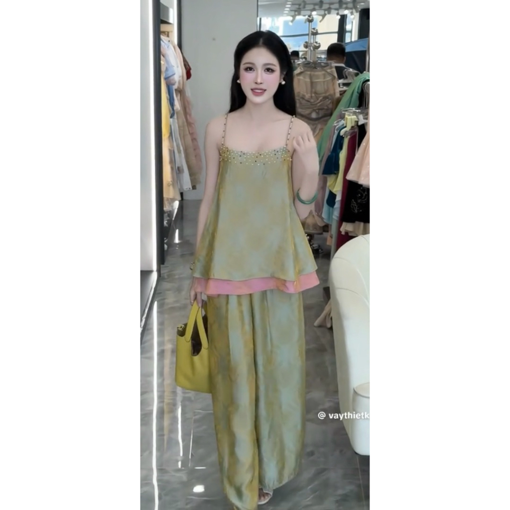 Set áo 2 dây lụa đính cườm phối màu quần suông Thảo Hàn