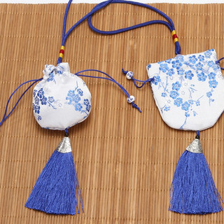 Túi Gấm Thổ Cẩm Thêu Hoa Mai Dây Tua Rua Quà Tặng Sinh Nhật Decor