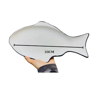 Đĩa Sứ Hình Con Cá Viền Đen Chịu Nhiệt Sâu Lòng Đường Kính 33.5 CM Siêu Đẹp