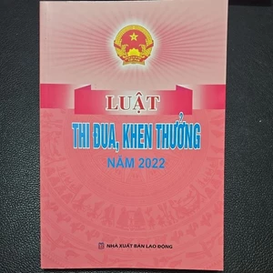 Sách - Luật thi đua khen thưởng năm 2022 (NXB Lao động)