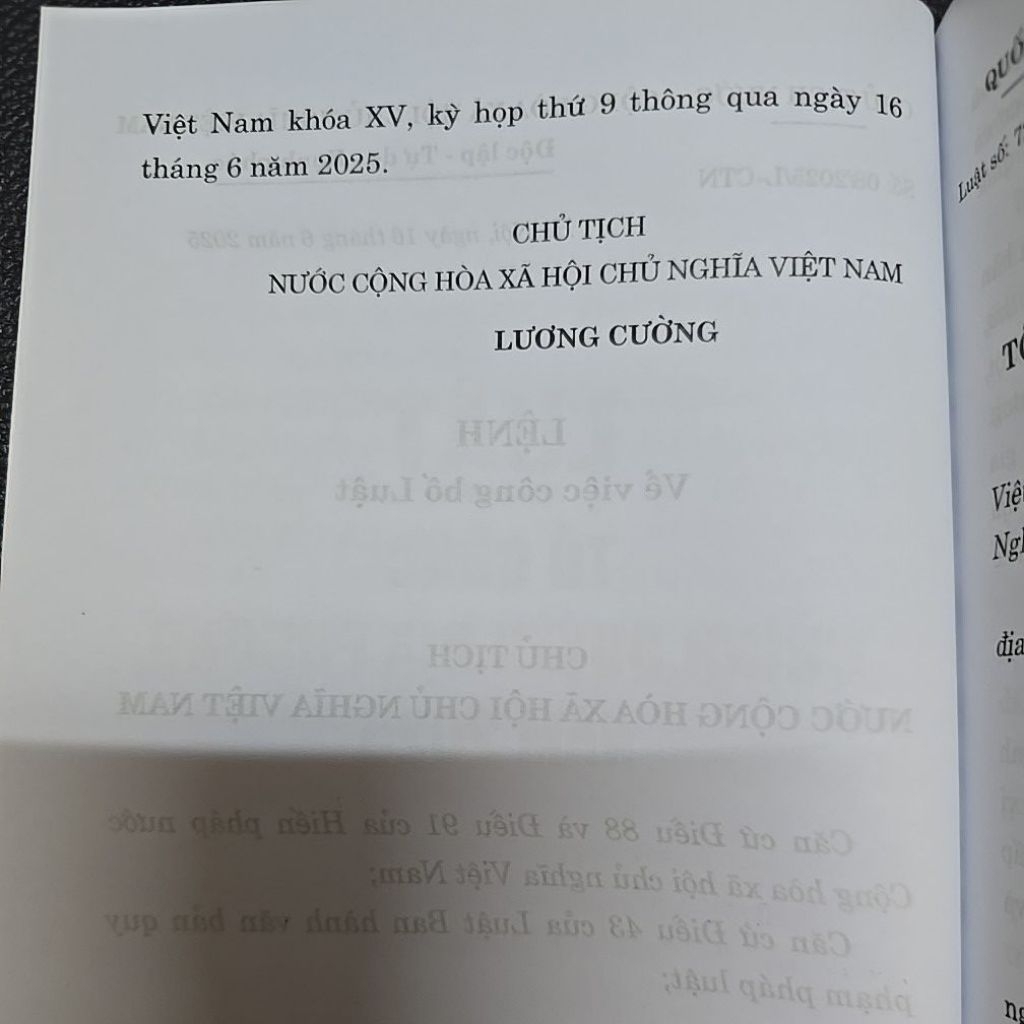 Sách LC - Combo Luật tổ chức chính quyền địa phương năm 2015 + Luật tổ chức chính quyền địa phương năm 2025 (NXB CTQGST)