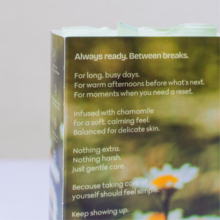 Khăn giấy ướt vệ sinh phụ nữ BUDDYROSY Chamomile Calm Wipe
