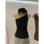 WGWE | Áo thun mặc 2 kiểu lệch vai/2 dây cổ đổ phối khuy phong cách Pháp – W9706#